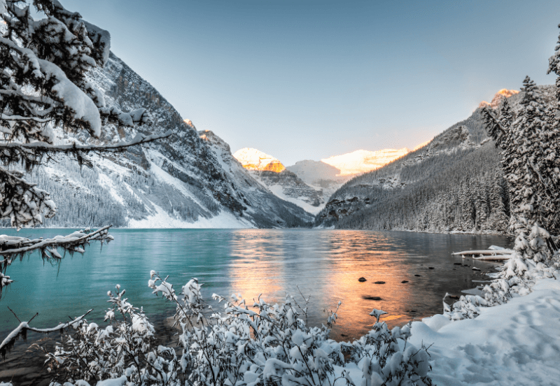 10 Days Winter Canada Rockies & Aurora